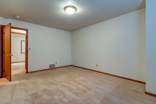 Mistwood Townhomes - 2935 - Photo 1 of 1