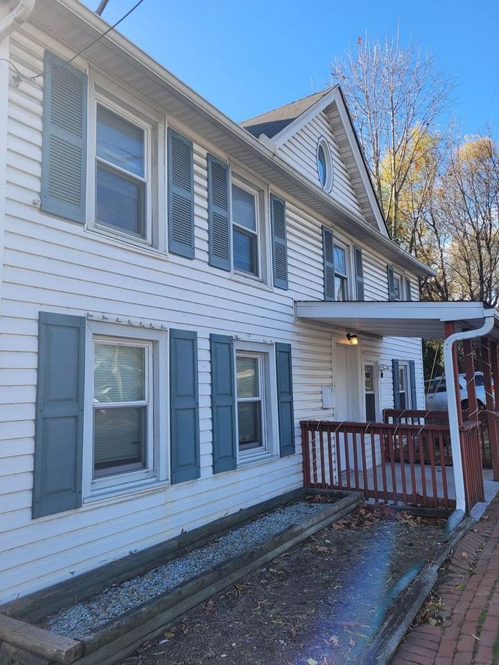 66 W Main St - Photo 3 of 28