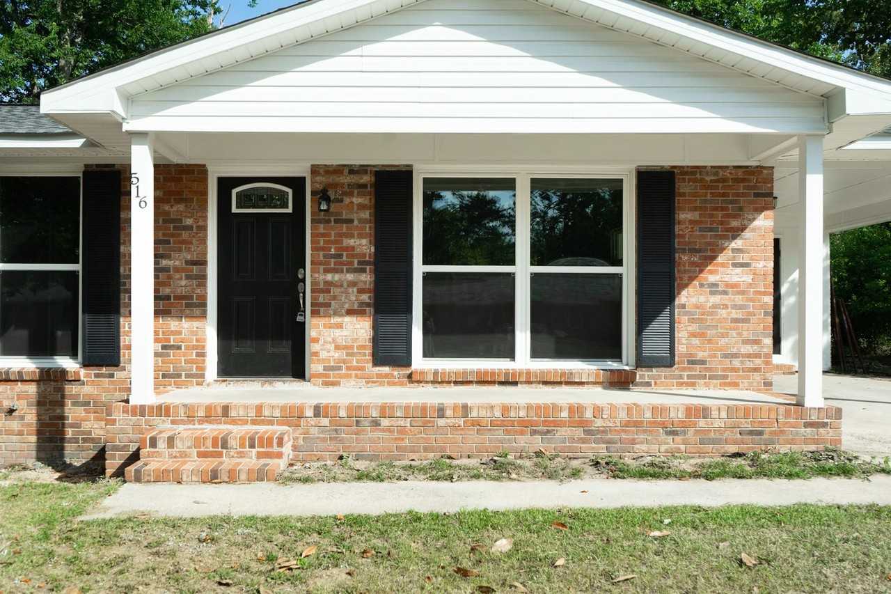 516 Lucy Ave - Photo 3 of 22