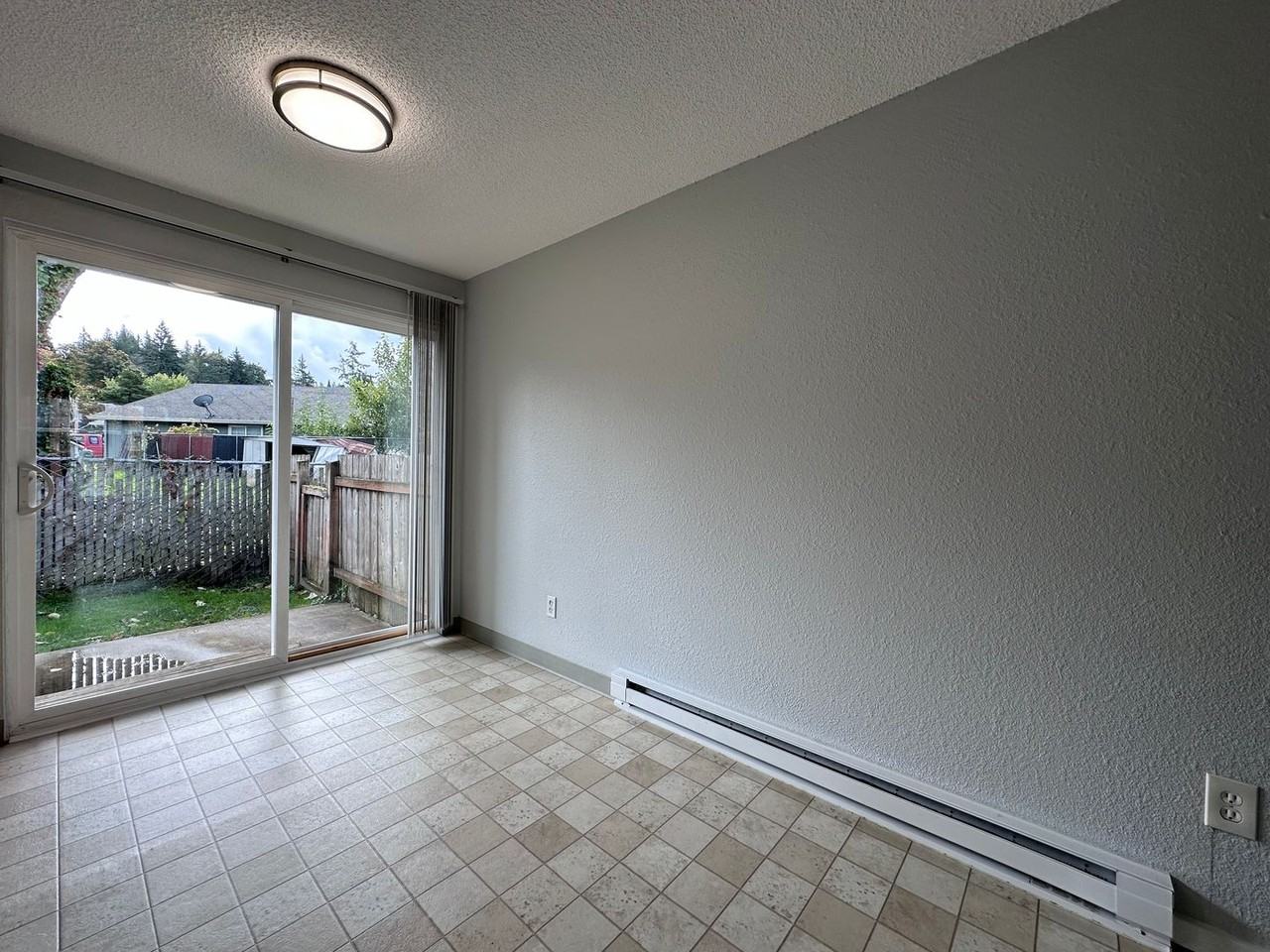1303 Ne 238th Dr - Photo 5 of 13