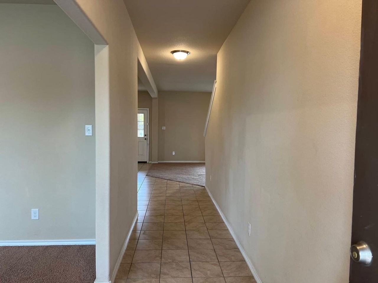 8901 Mossy Creek Ln - Photo 3 of 28