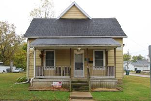 1719 & 1719 1/2 W Adams St - Photo 1 of 1