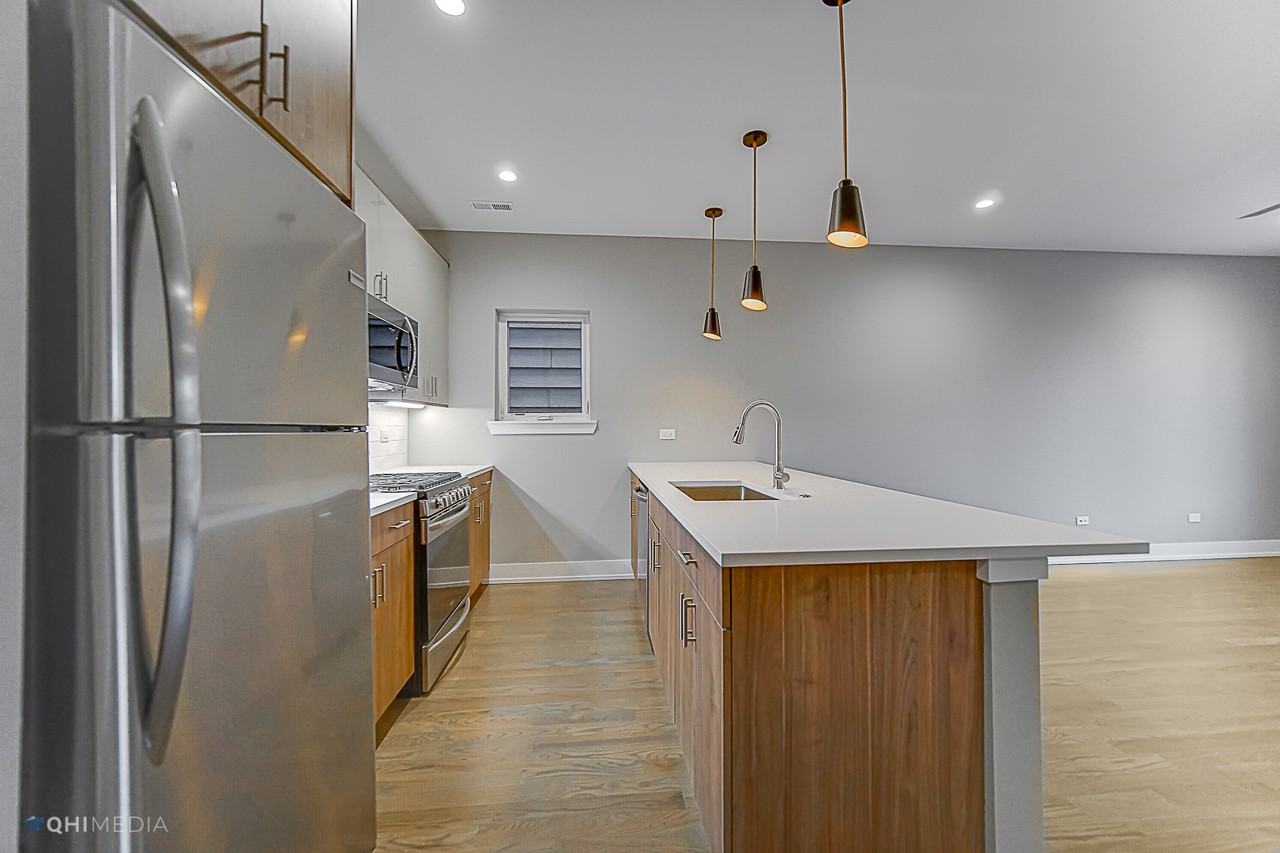 1734 w 21st pl - Photo 3 of 17