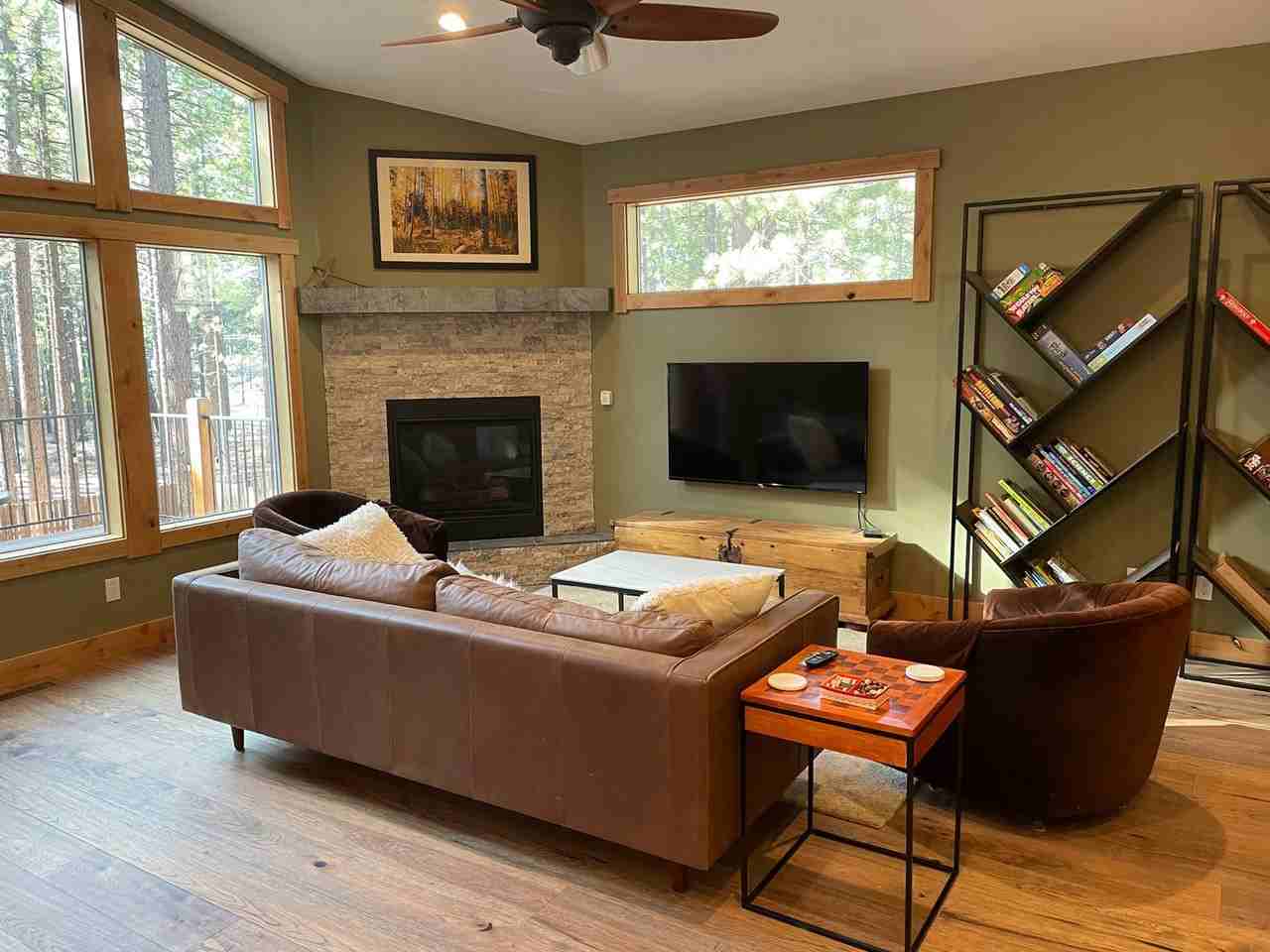 1290 Heather Lake Rd - Photo 3 of 20