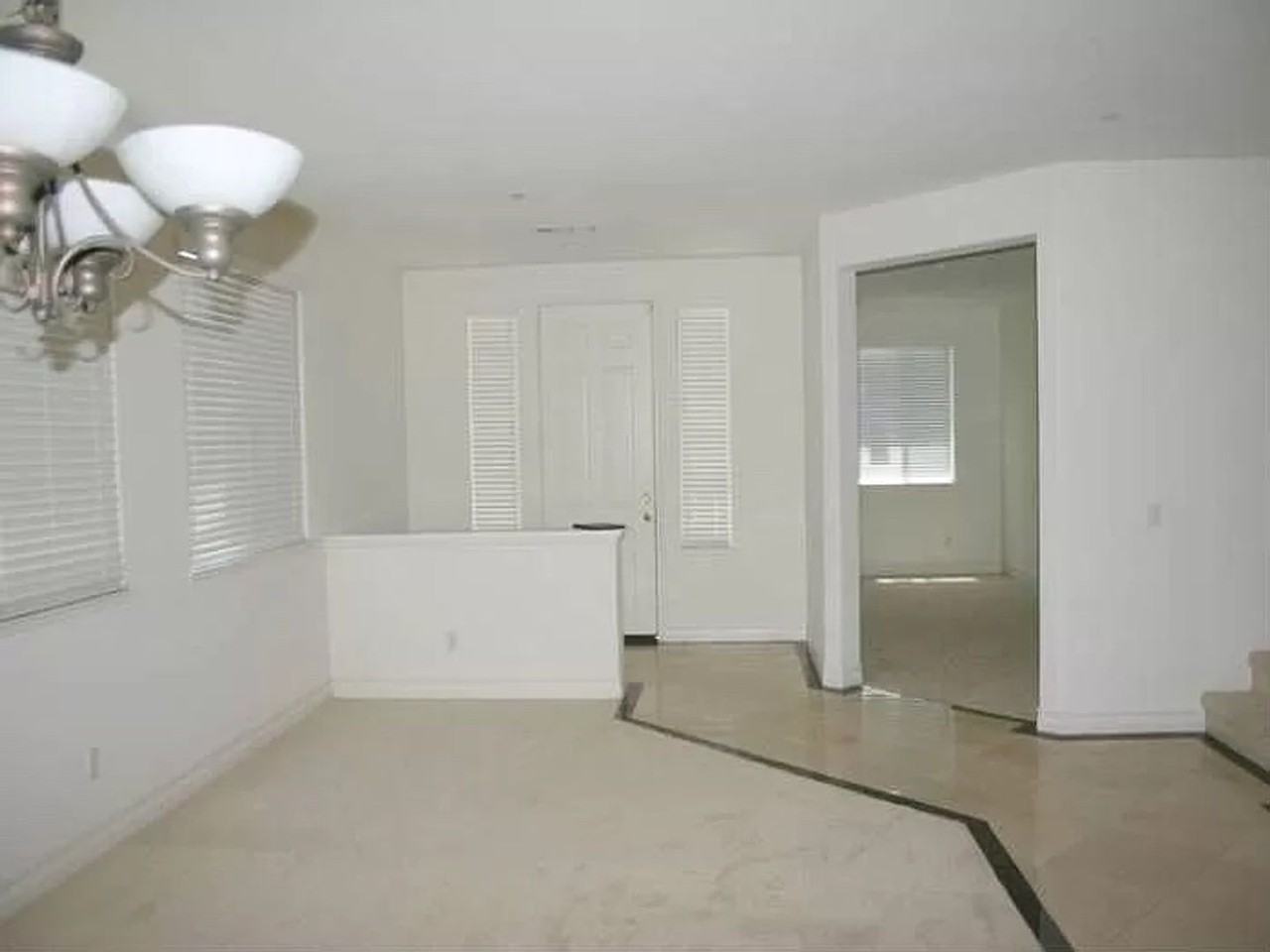 15772 Snowy Peak Ln - Photo 2 of 21