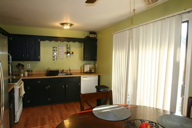 13233 Dell Pl - Photo 2 of 6