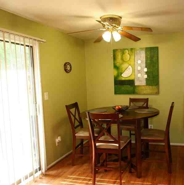 13233 Dell Pl - Photo 3 of 6