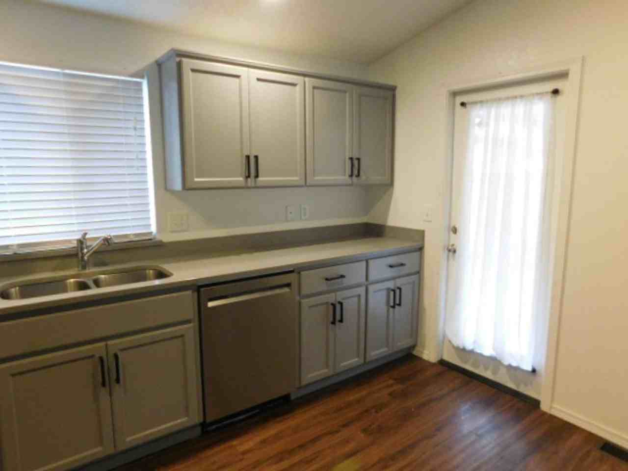 888 Creek Ct Nw - Photo 4 of 22