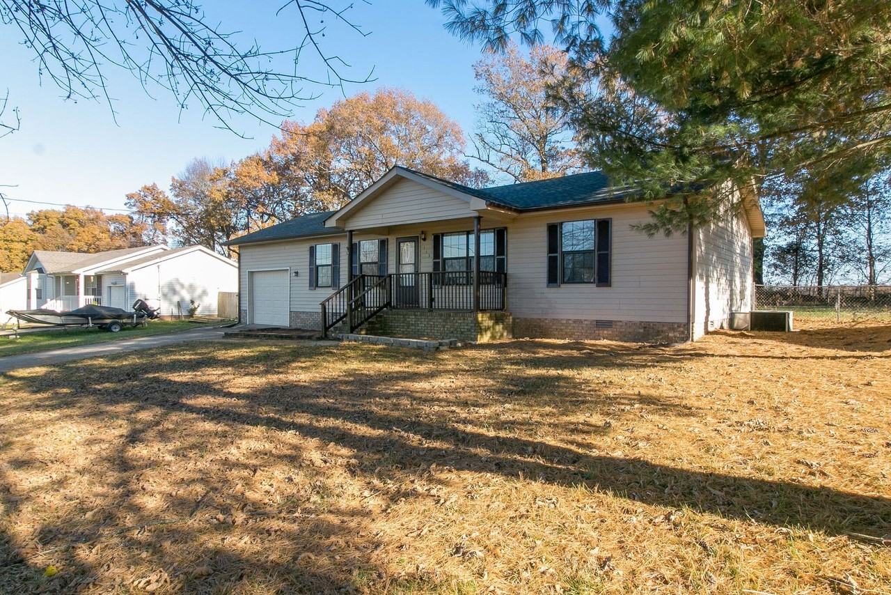 113 Oak Tree Dr - Photo 3 of 30