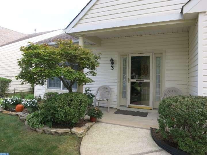 3 Country Ln - Photo 3 of 23