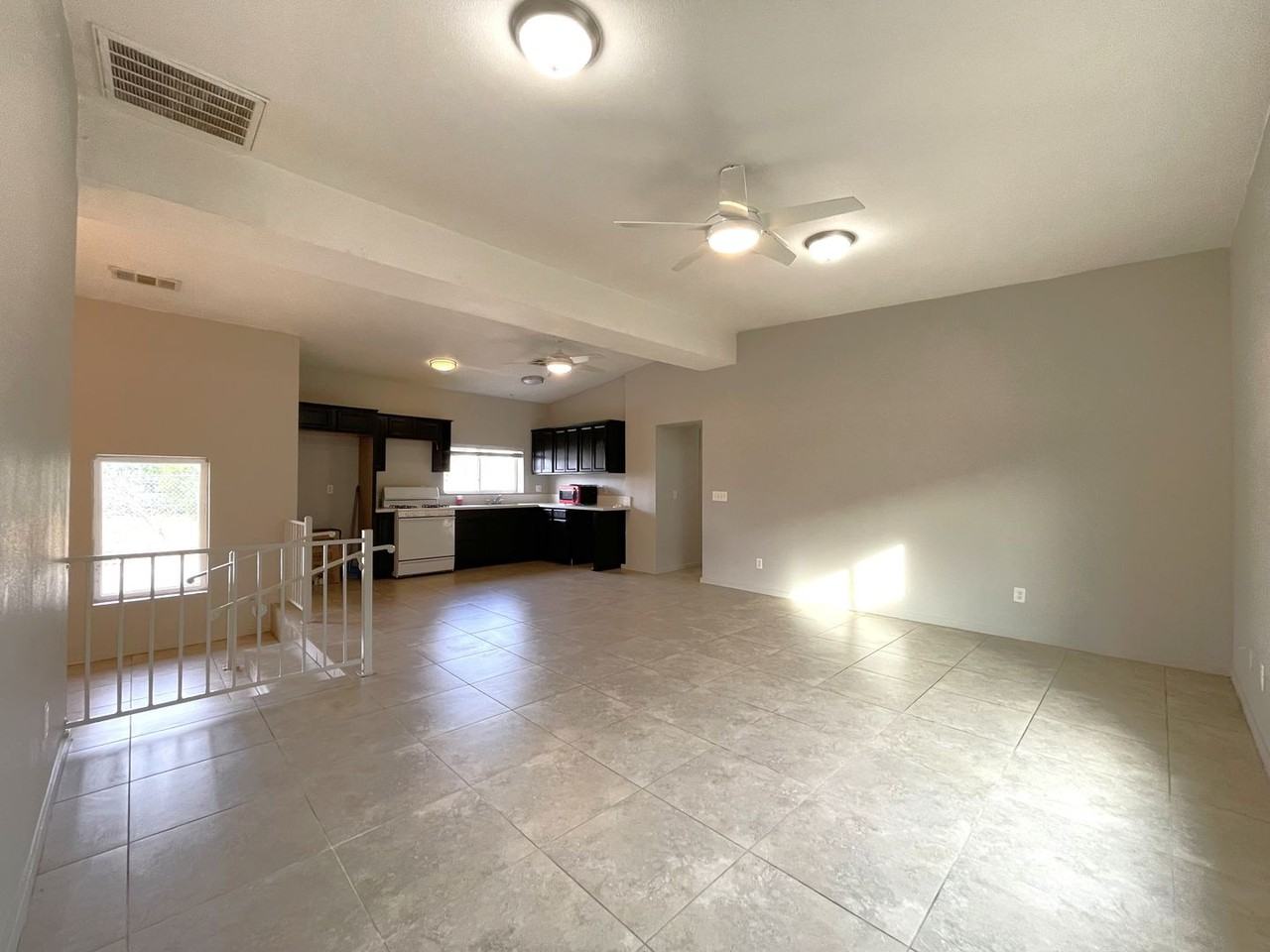 66404 Cahuilla Ave - Photo 3 of 21