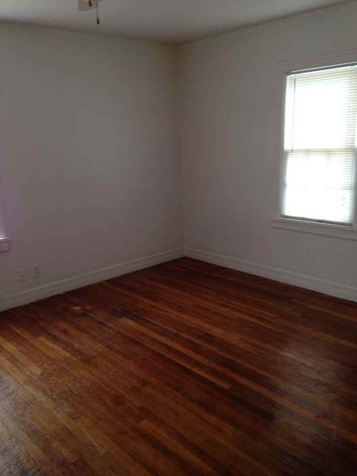 1919 17th - Photo 3 of 38