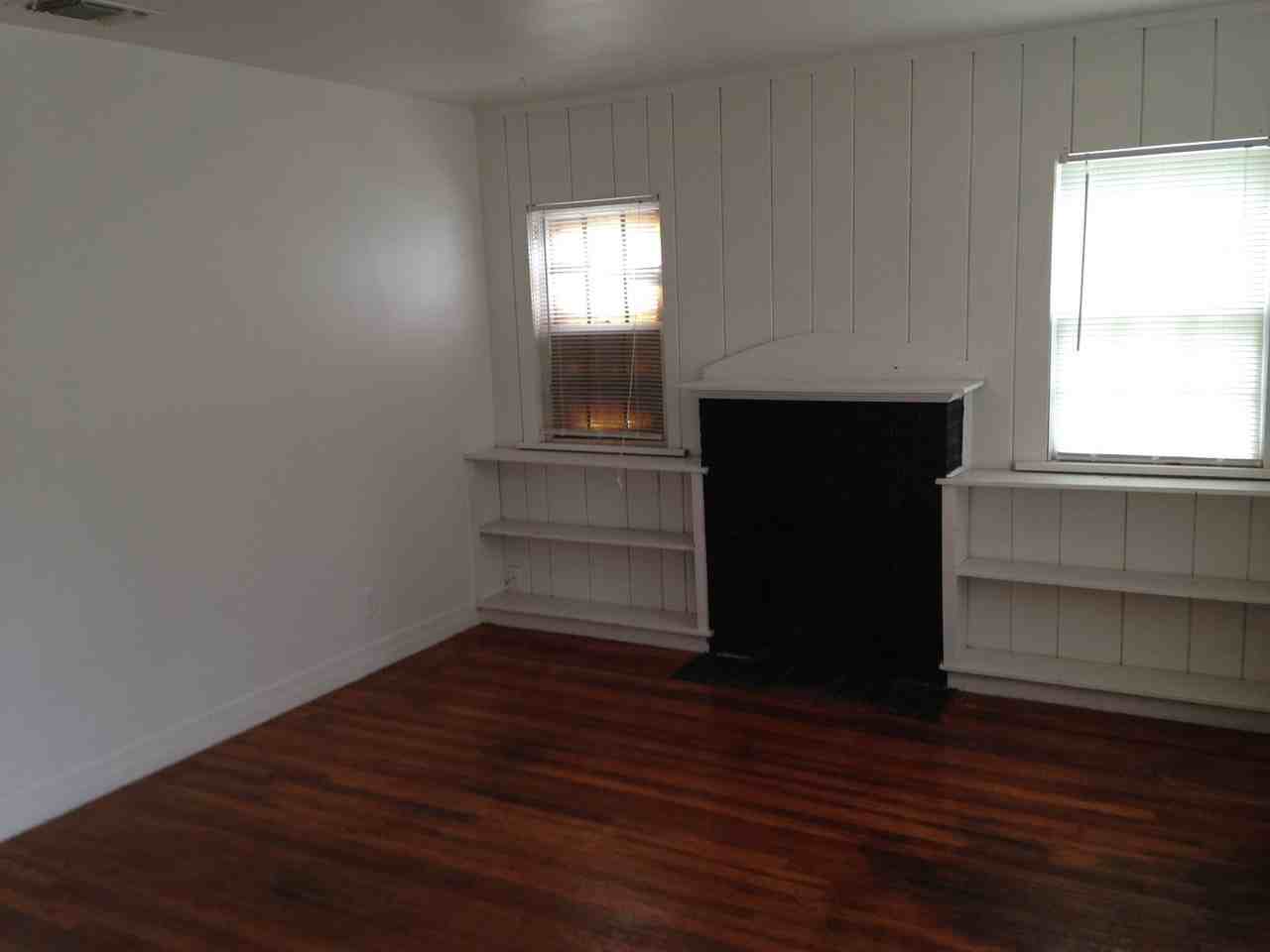 1919 17th - Photo 6 of 38