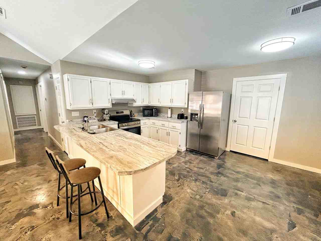 205 Cotton Creek Cv - Photo 4 of 10