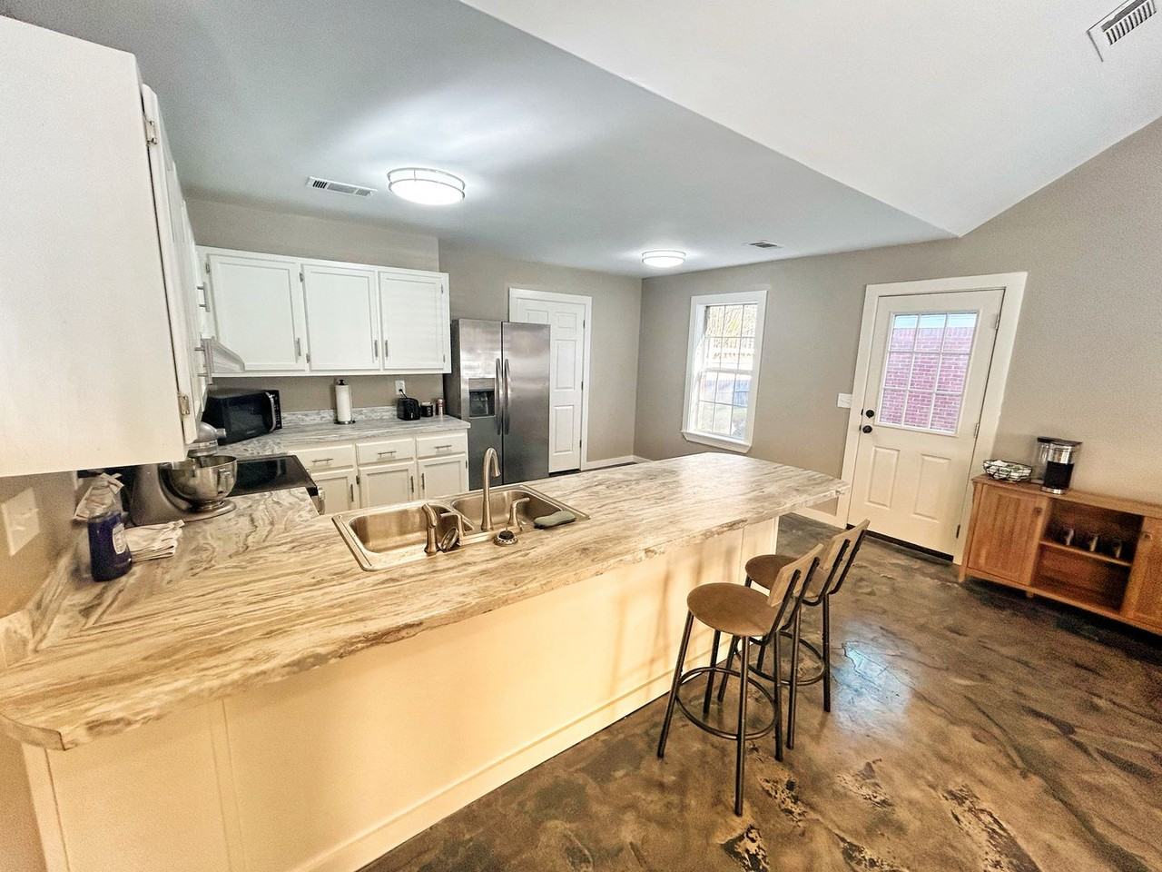 205 Cotton Creek Cv - Photo 5 of 10