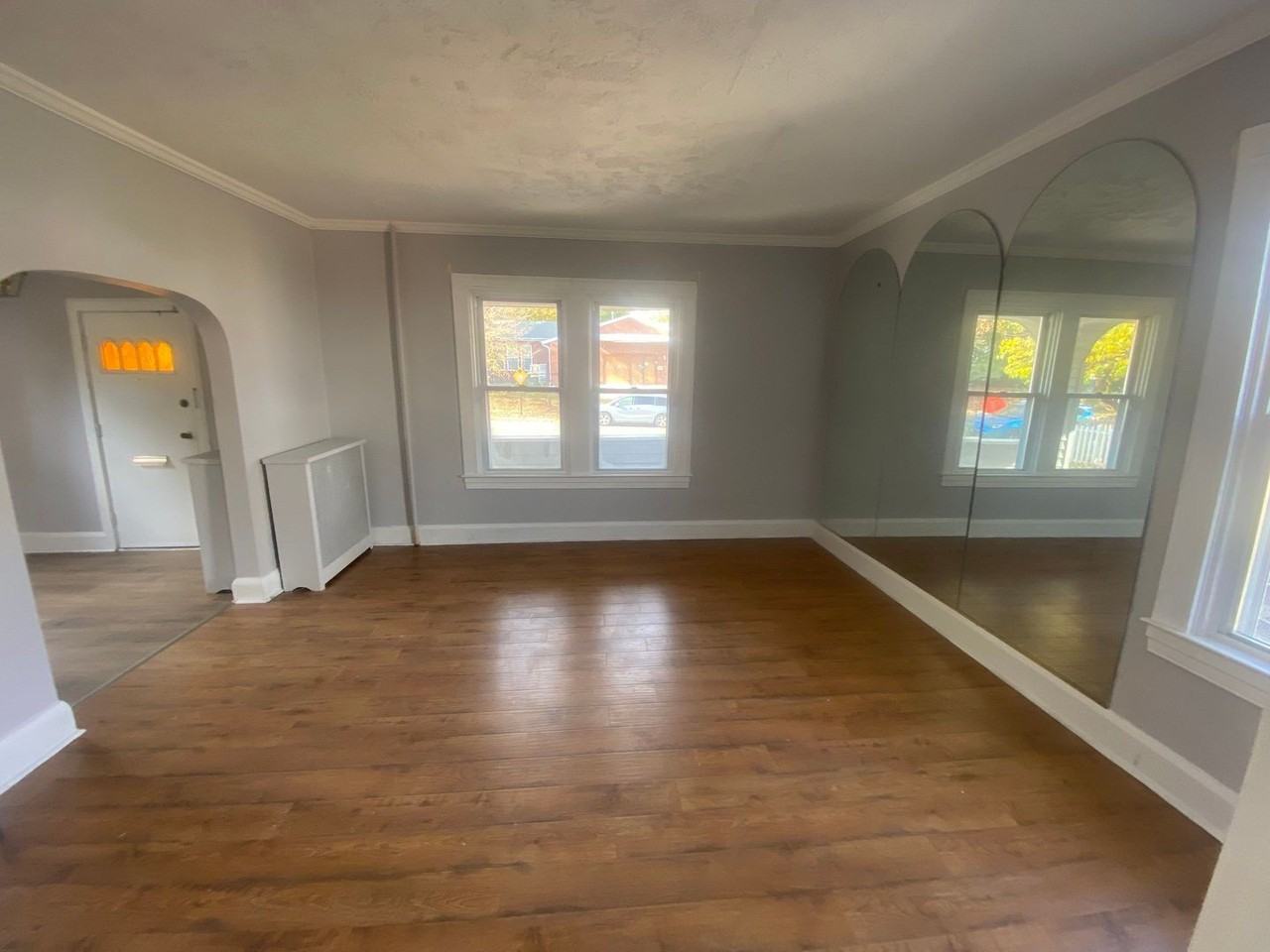 3203 Glen Ave - Photo 4 of 6