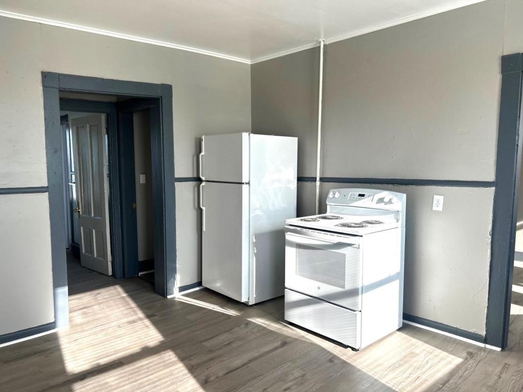 69 Lincoln St - Photo 2 of 15