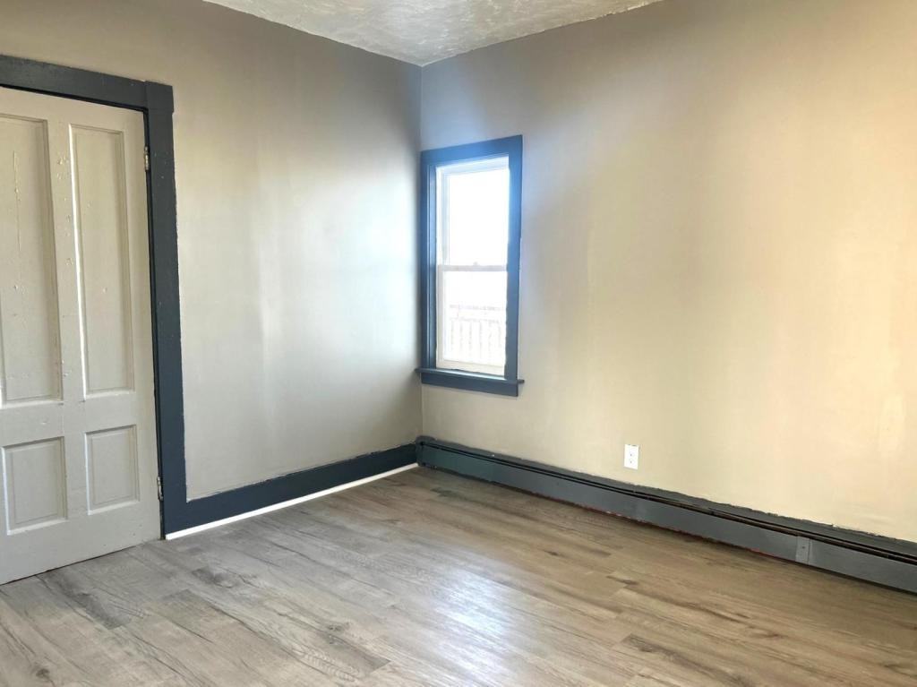 69 Lincoln St - Photo 5 of 15