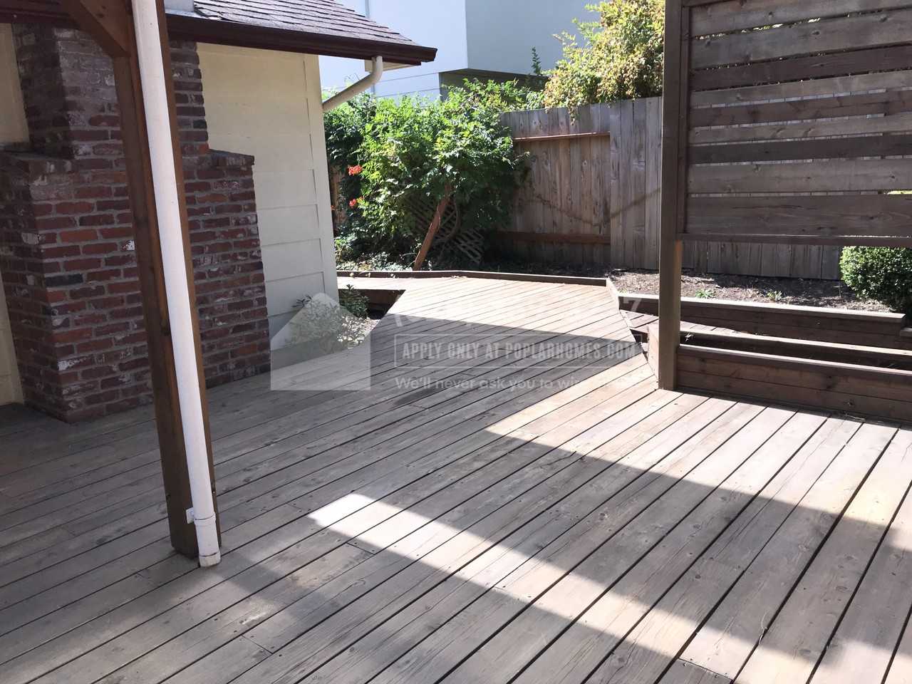2663 Almaden St - Photo 2 of 15