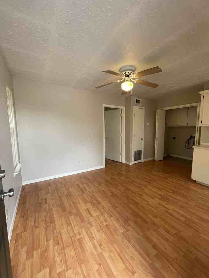 296 Friendship Ln #22 - Photo 6 of 11