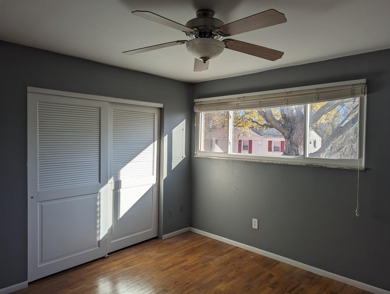 705 Garland Cir #B - Photo 3 of 13