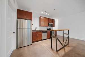 featured image of 500 S Skyloft Dr