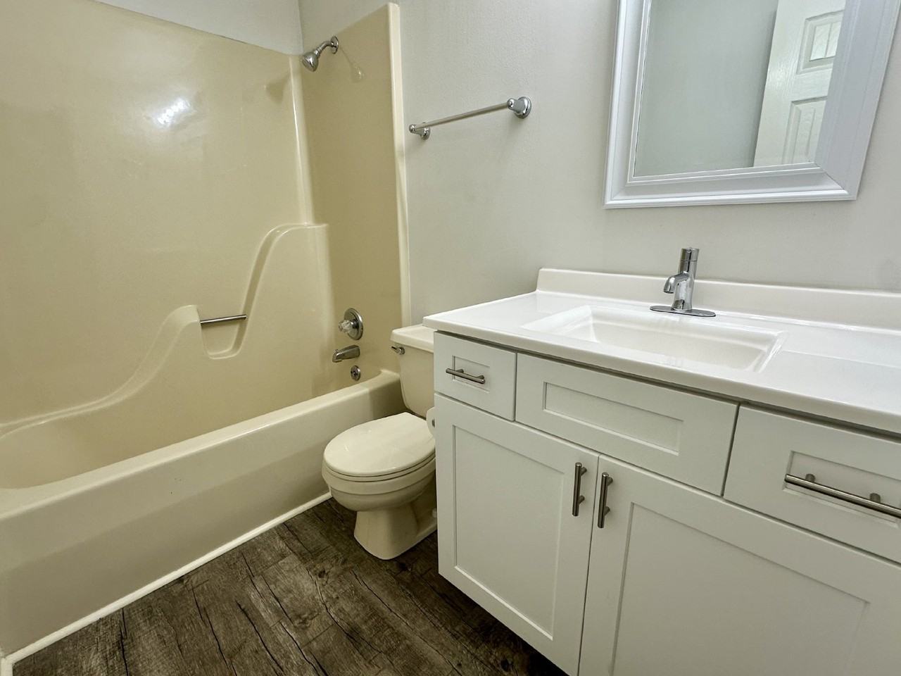 100 Ridgewood Rd - Photo 7 of 11