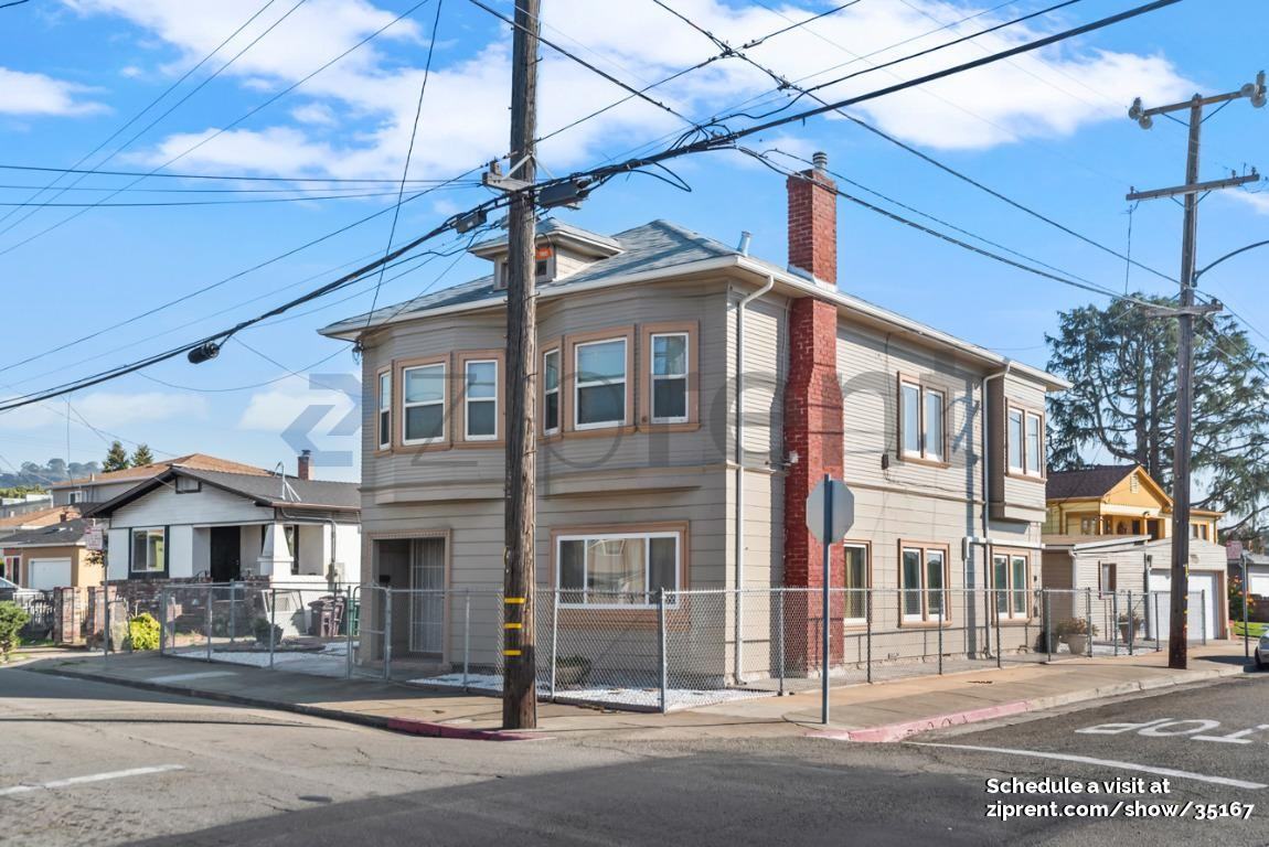 2302 100th Ave #A - Photo 2 of 24