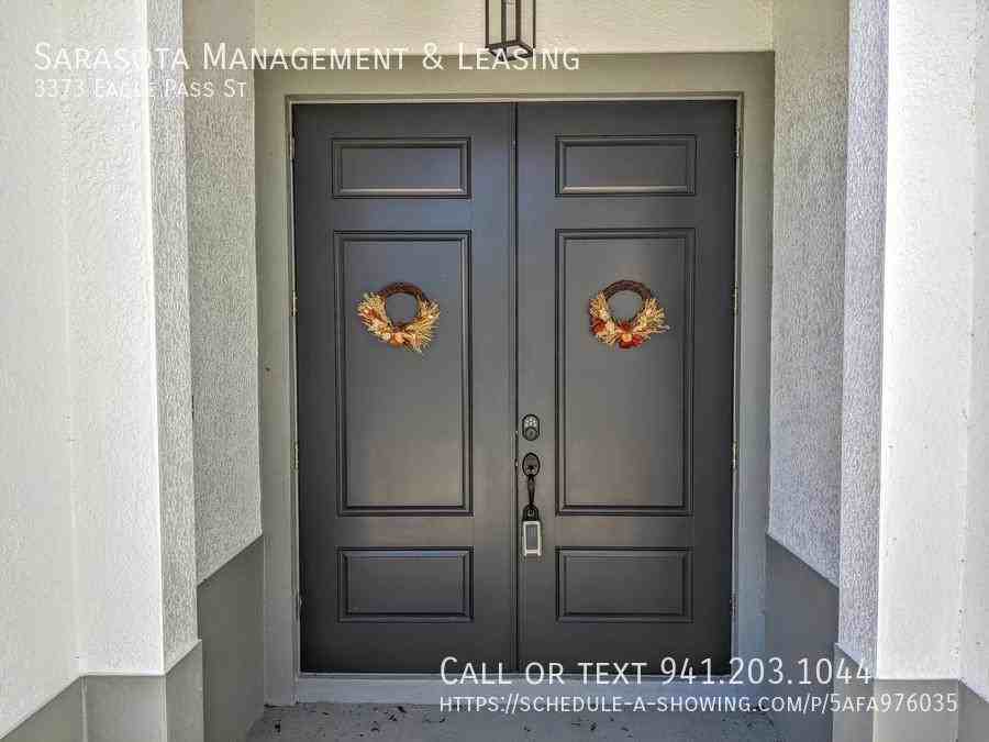 3373 Eagle Pass St - Photo 2 of 28