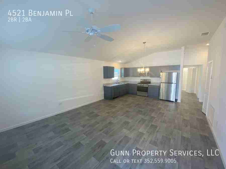 4521 Benjamin Pl - Photo 3 of 15