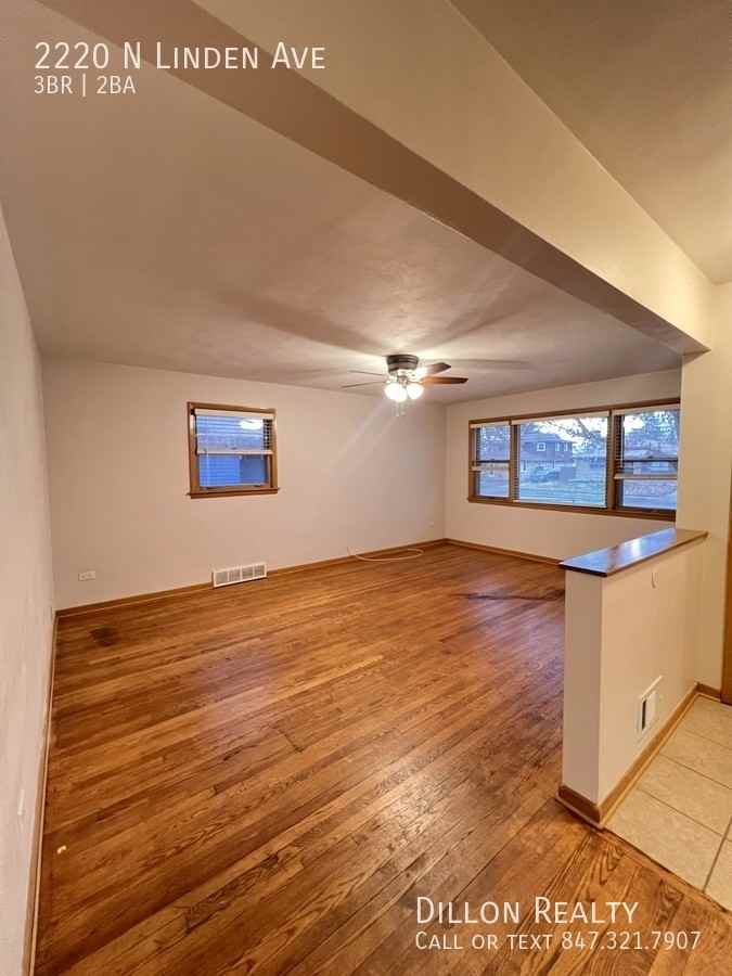 2220 Linden Ave - Photo 2 of 16