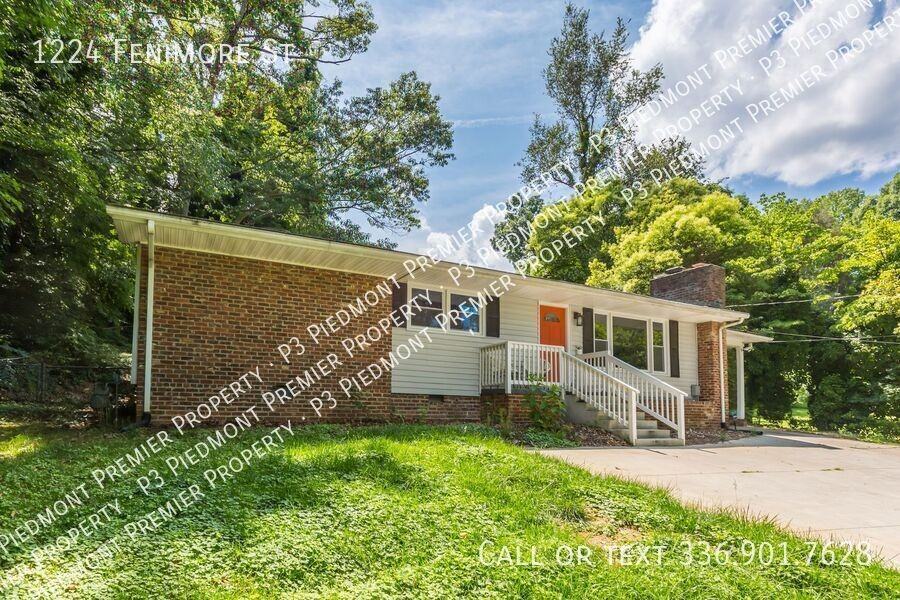 1224 Fenimore St - Photo 5 of 31