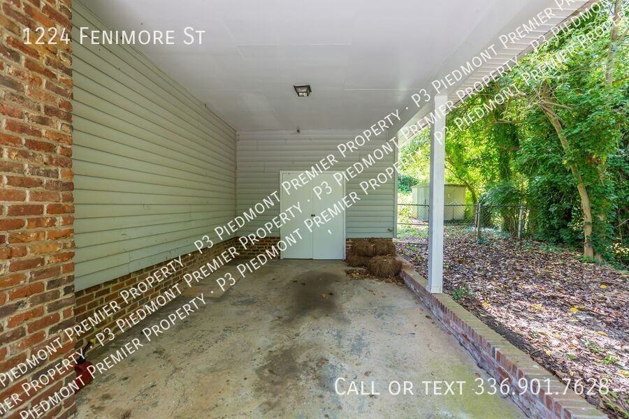 1224 Fenimore St - Photo 7 of 31