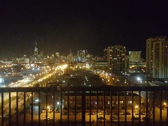 2901 S Michigan Ave #1009