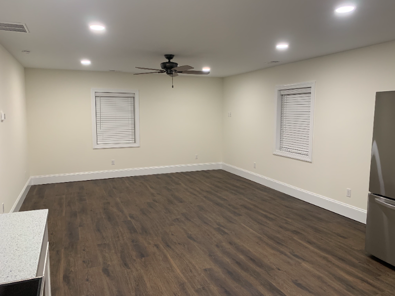 1 Lincoln - Photo 3 of 11