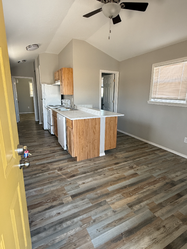 105160 Srd - Photo 3 of 7