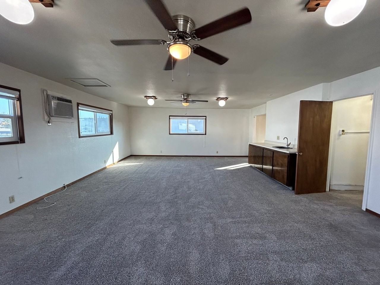 1441 Coldwell Ave #B - Photo 3 of 13