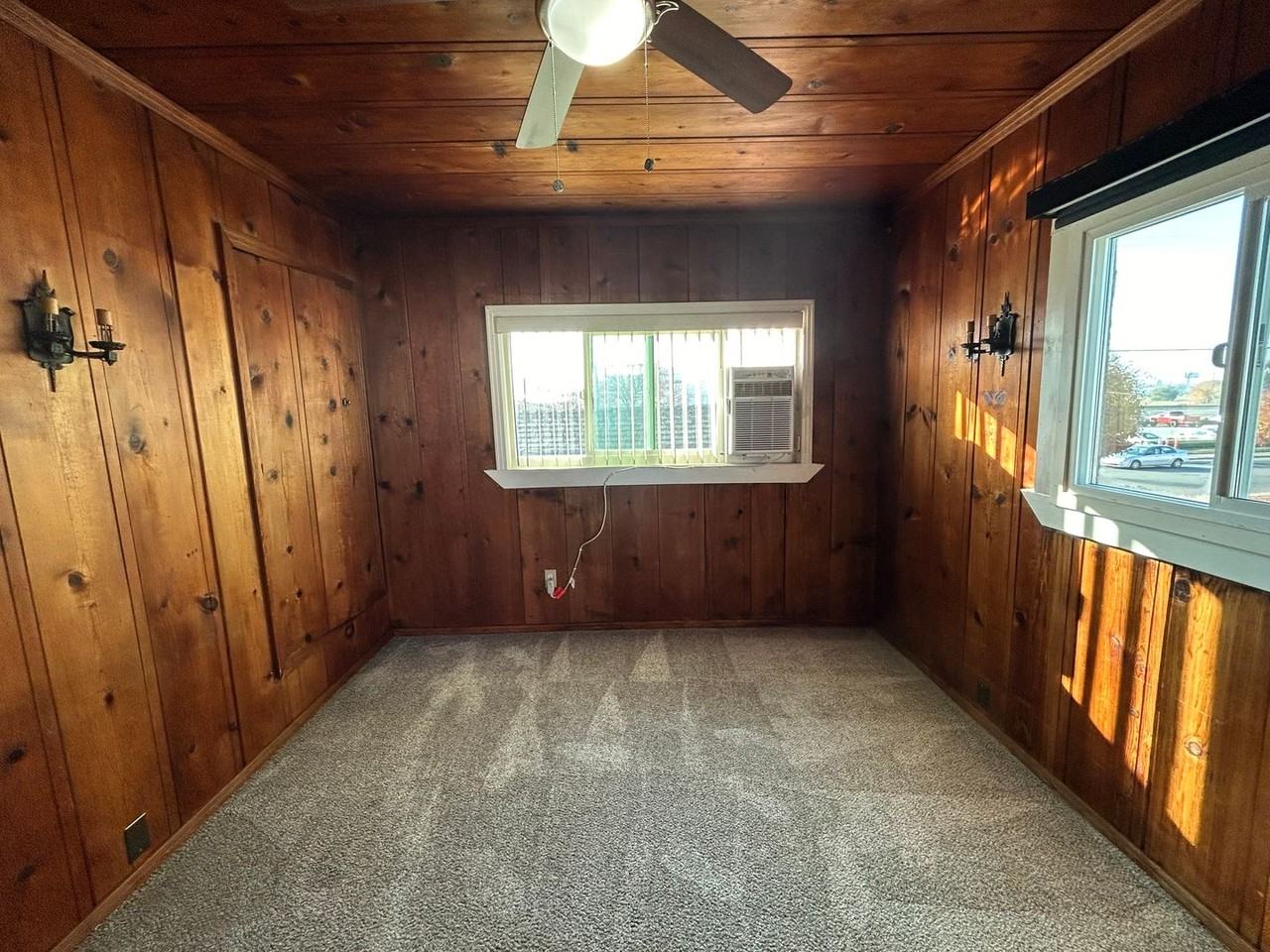 1441 Coldwell Ave #B - Photo 6 of 13