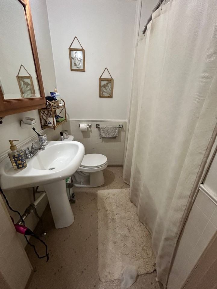 824 Cass St - Photo 5 of 7
