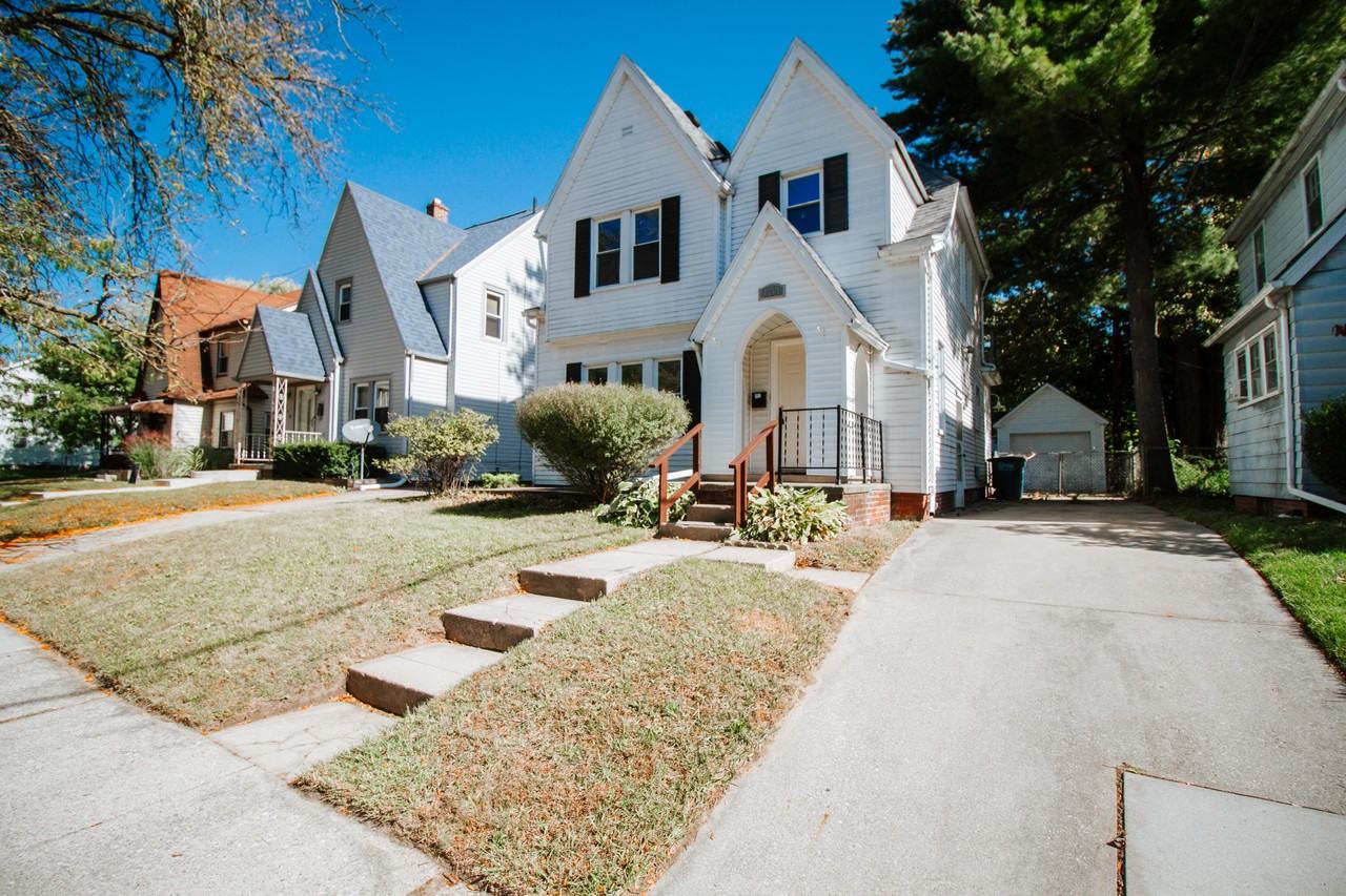 4614 Commonwealth Ave #NA - Photo 2 of 30