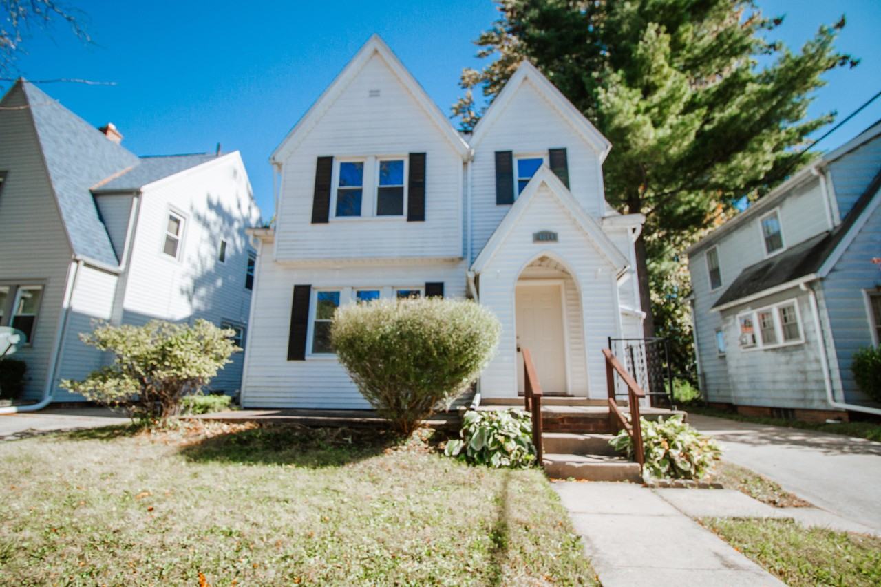 4614 Commonwealth Ave #NA - Photo 3 of 30