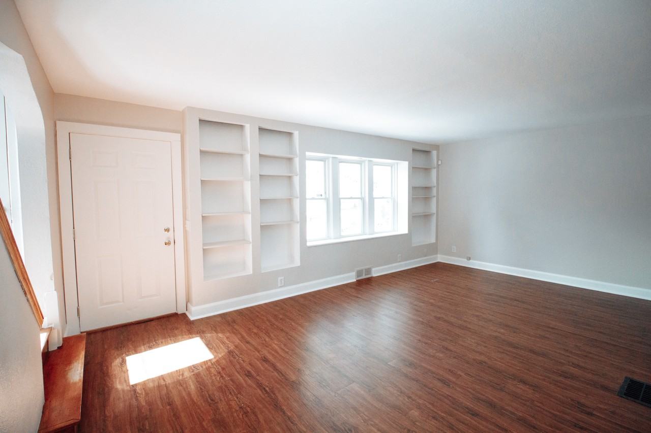 4614 Commonwealth Ave #NA - Photo 4 of 30