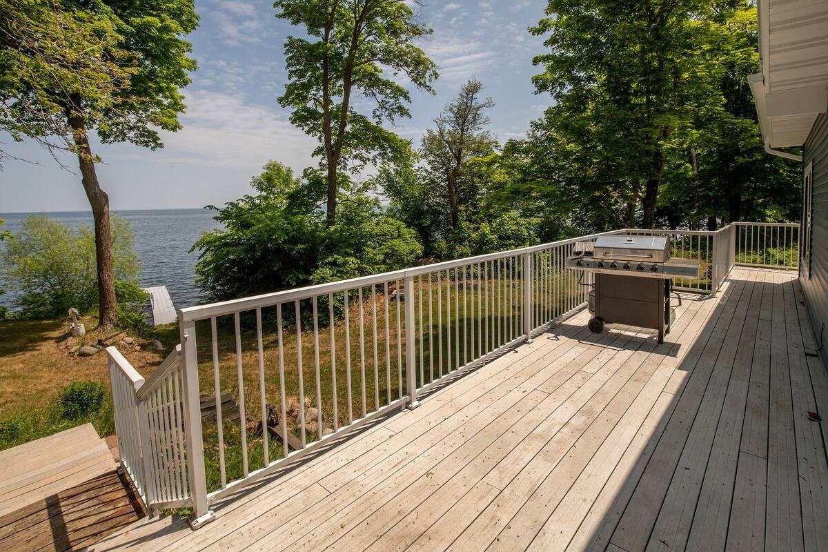 6067 Edgewater Cir #NA - Photo 2 of 32