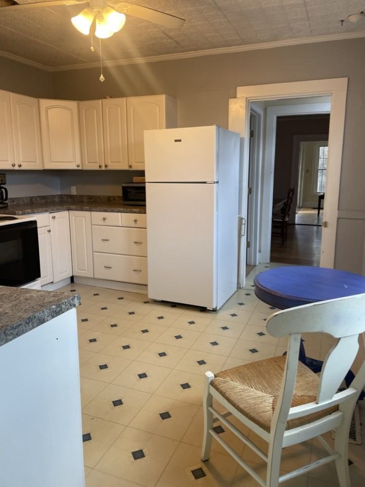 17 Arlington St #17 - Photo 2 of 12