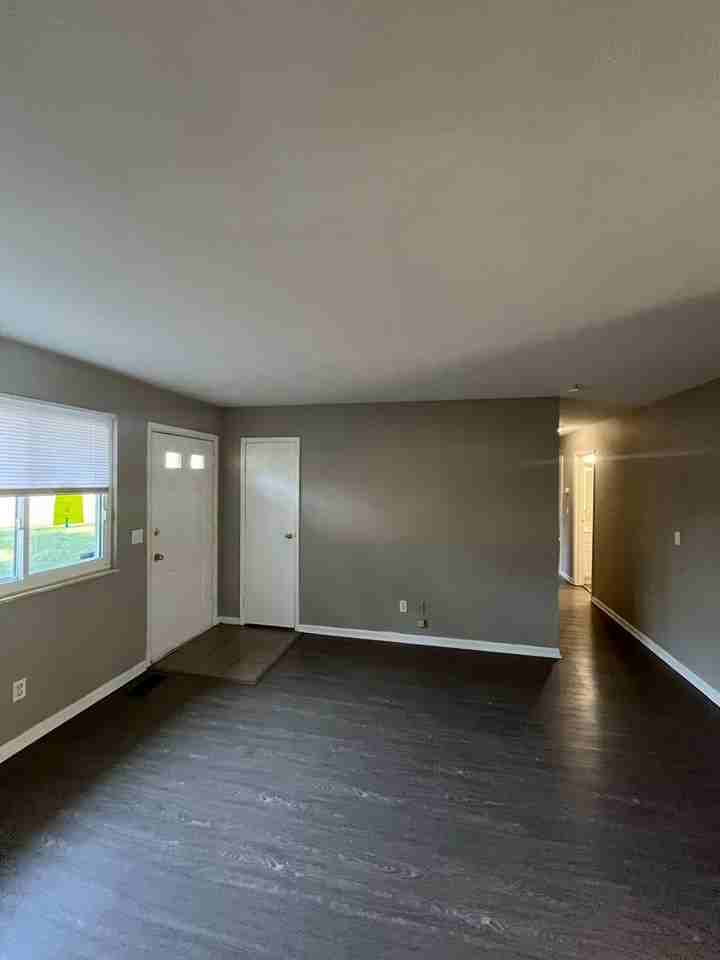 5926 Janice Dr - Photo 2 of 19