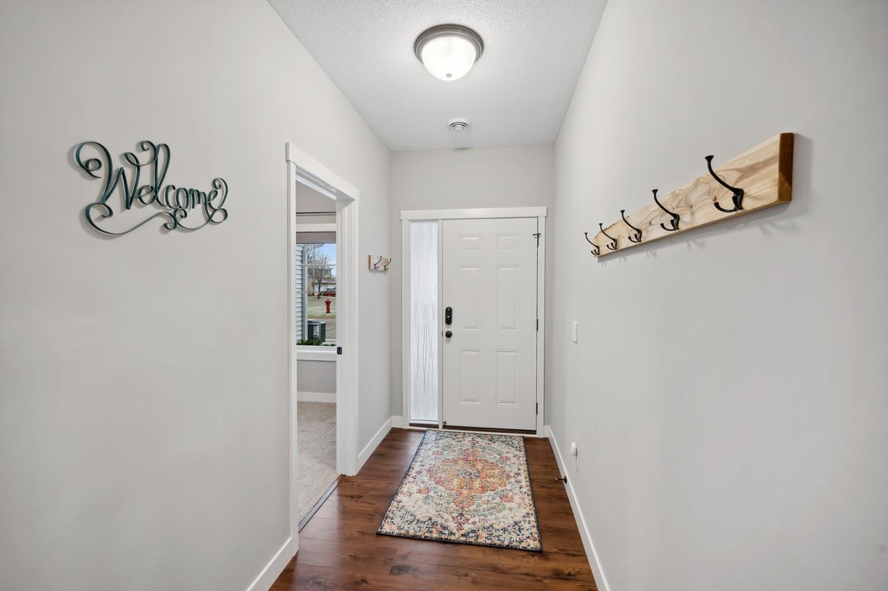 7356 Kalland Cir Ne #NA - Photo 3 of 24