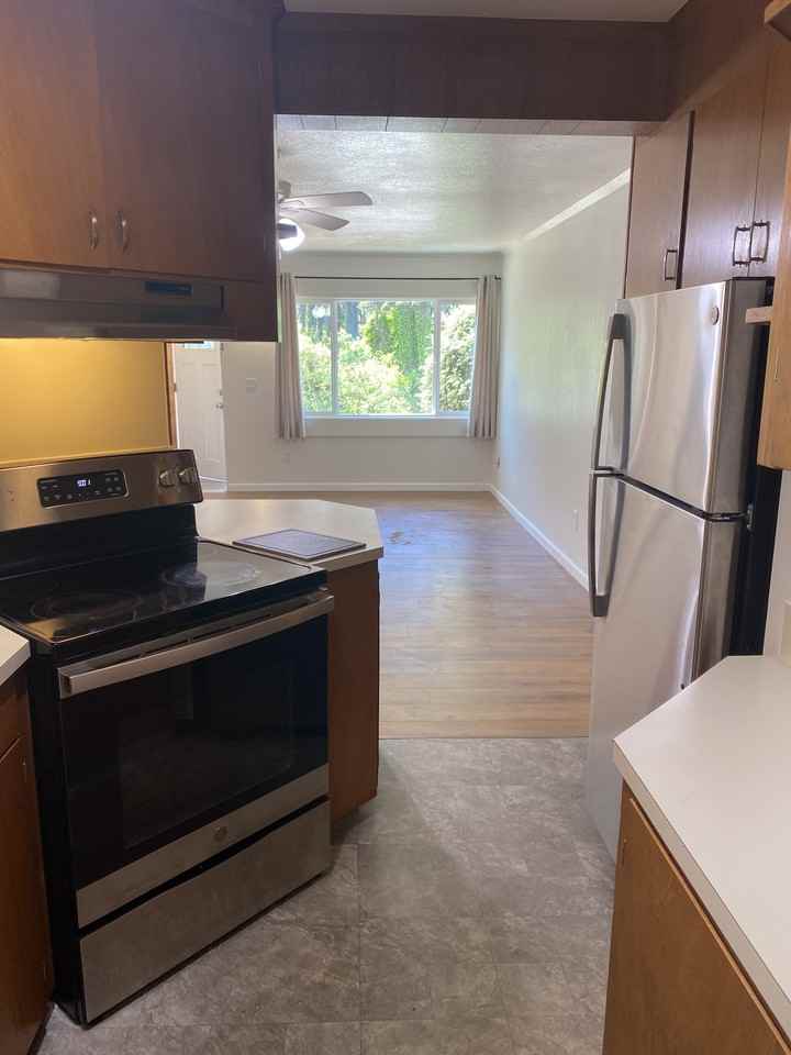 1609 Nw 30th St #C - Photo 6 of 20