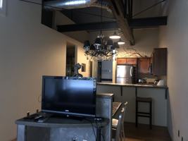 featured image of 1 W 6th St