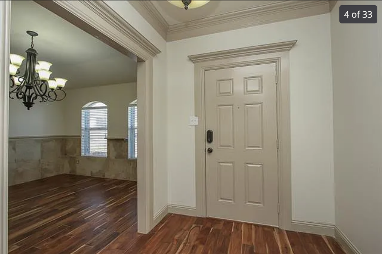 3728 Sapphire St - Photo 3 of 13