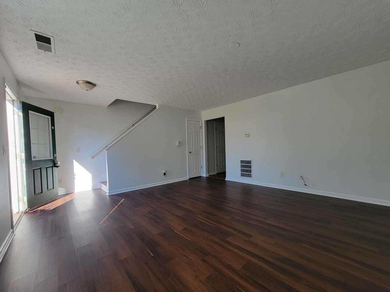 200 Meadowlark Pl - Photo 5 of 25